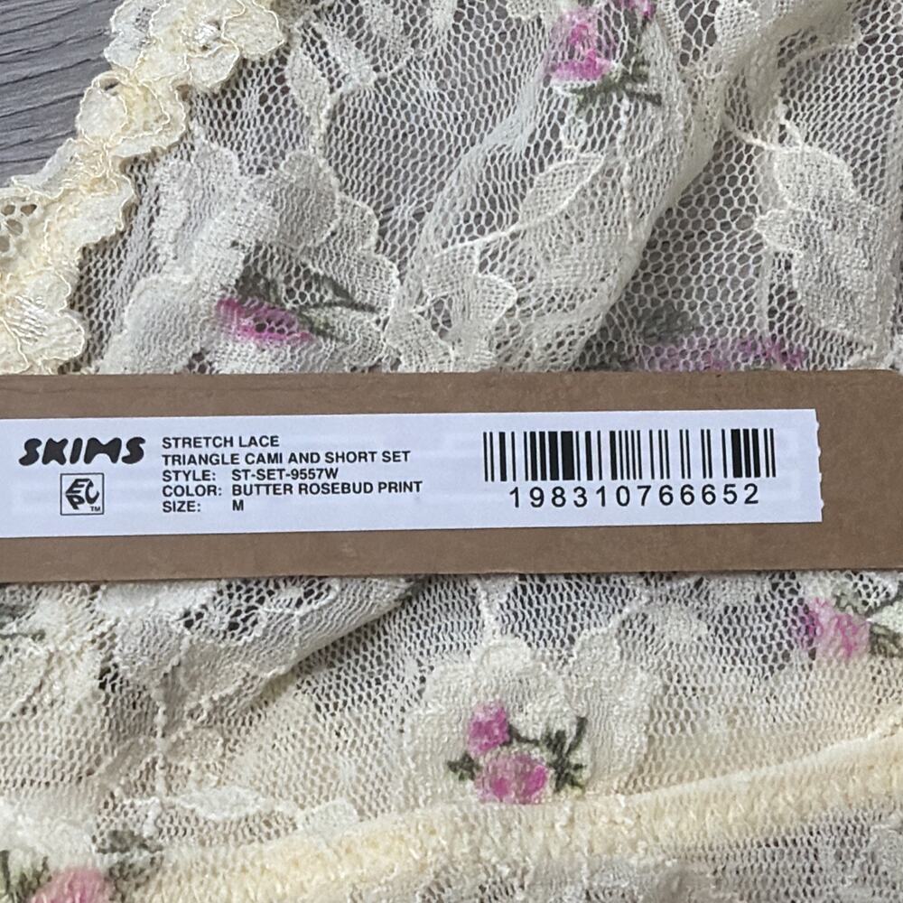 Skims Stretch Lace Triangle Cami Top Size Medium ST-SET-9557W Butter Rosebud - Picture 2 of 4